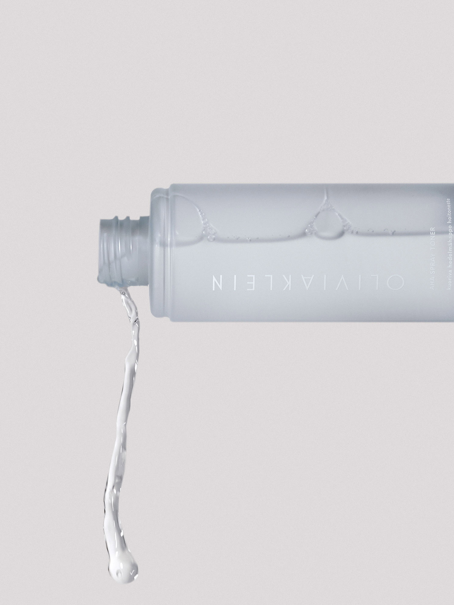 Olivia-Klein-AHA-Spray-Toner-Texture-1500x2000px