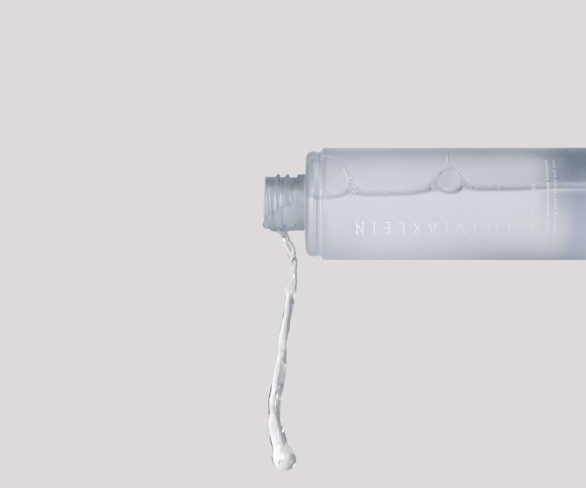 Olivia-Klein-AHA-Spray-Toner-Texture-2400x2000px