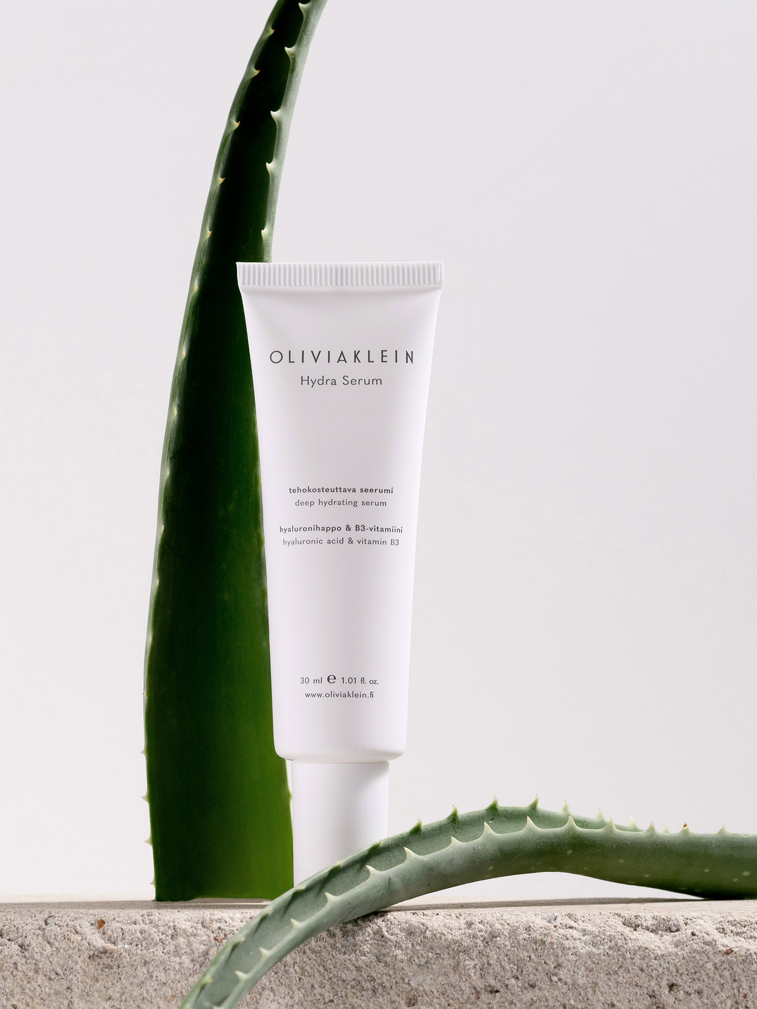 Olivia-Klein-Hydra-Serum-Aloe-Atmospheric-1500x2000px